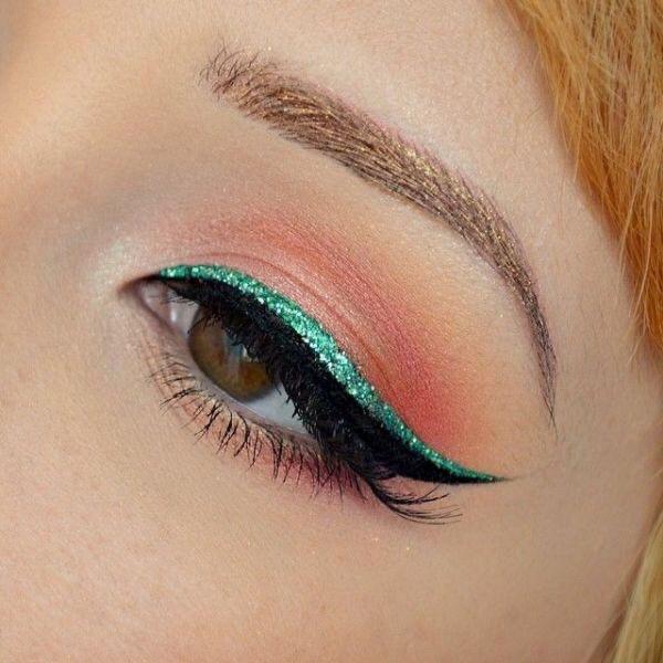 Pack of 6 Eyeshadow glitter / Glitter Liner
