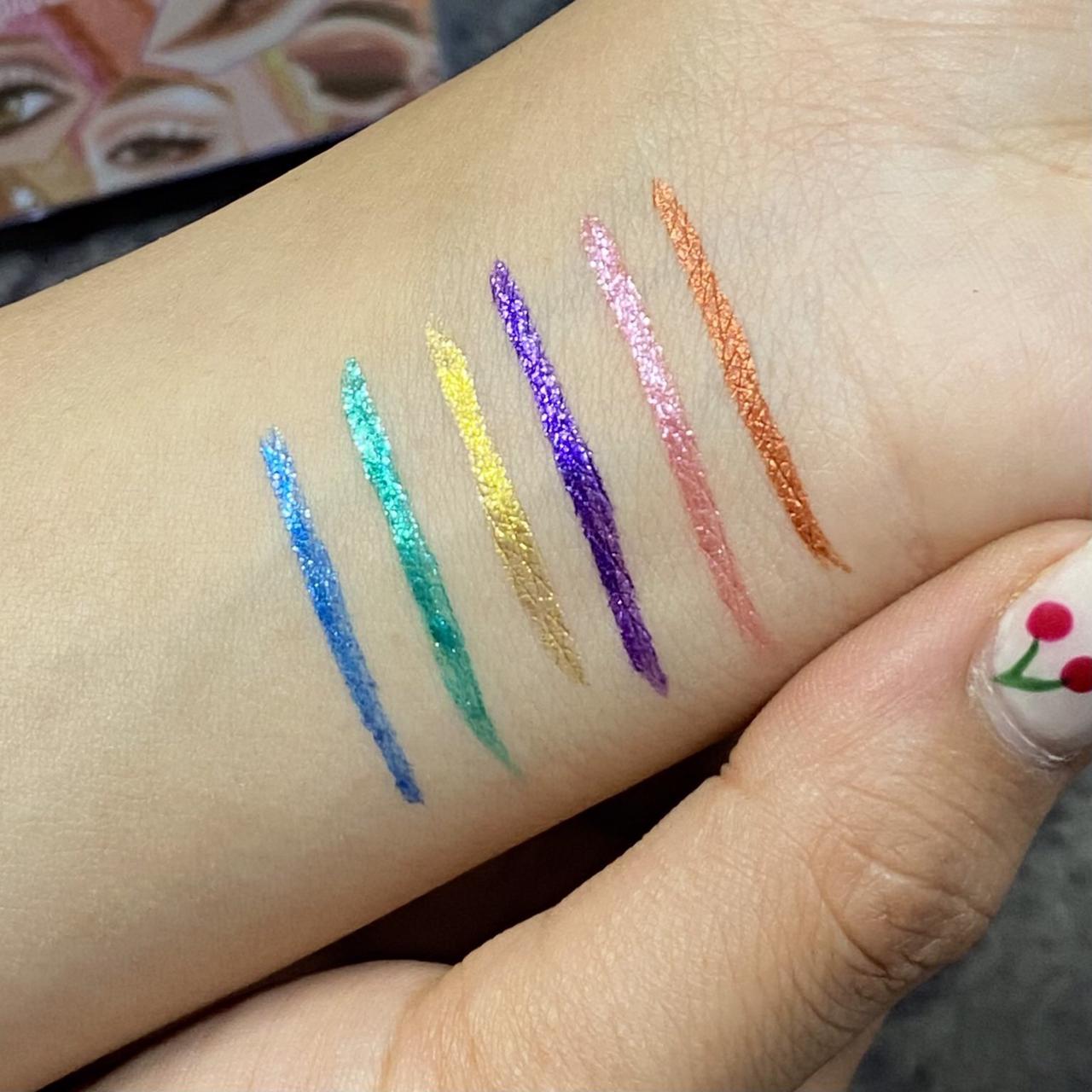 Pack of 6 Eyeshadow glitter / Glitter Liner