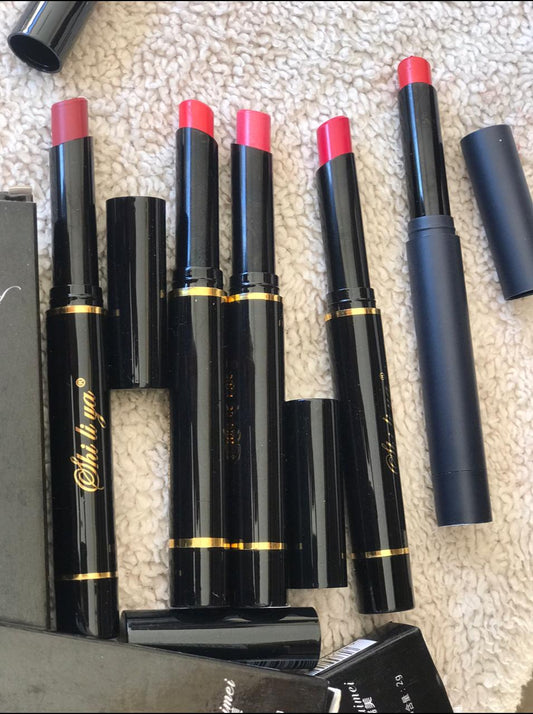 Velvety waterproof cream lipstick (pack of 5)