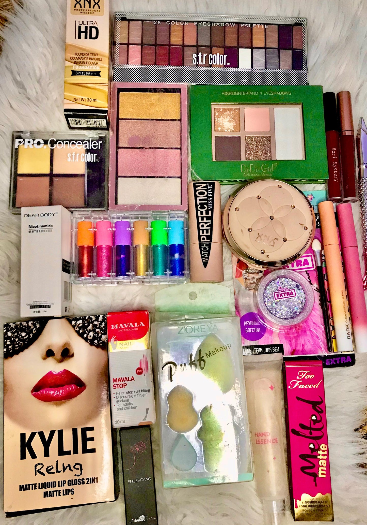 1 KG Makeup Deal